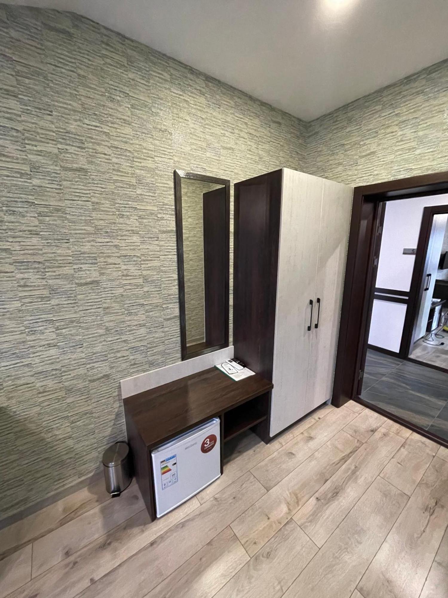 Hotel Ні Пуху, Ні Пера! Reshetylivka Zewnętrze zdjęcie